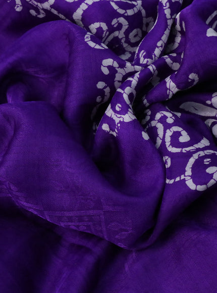 Semi crepe saree violet with allover self emboss and batik printed border