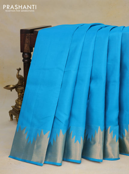 Pure kanchipuram silk saree light blue with plain body and temple zari woven border