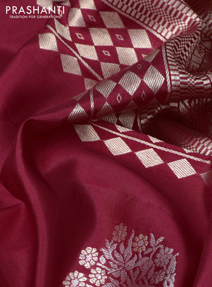 Poona silk saree kumkum red with allover zari stripe & buttas and zari woven border