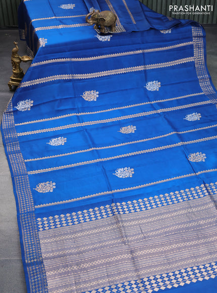 Poona silk saree cs blue with allover zari stripe & buttas and zari woven border