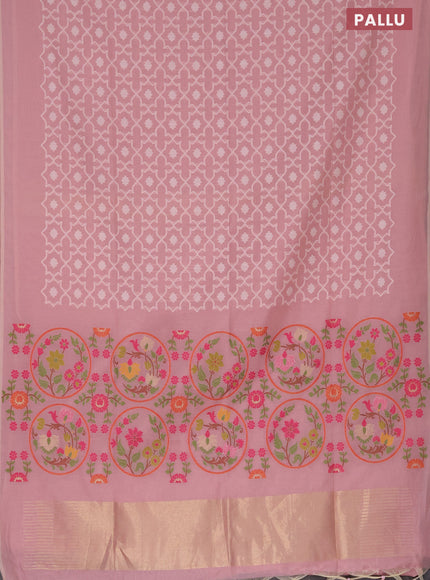 Munga cotton saree pastel pink with allover thread weaves and simple border