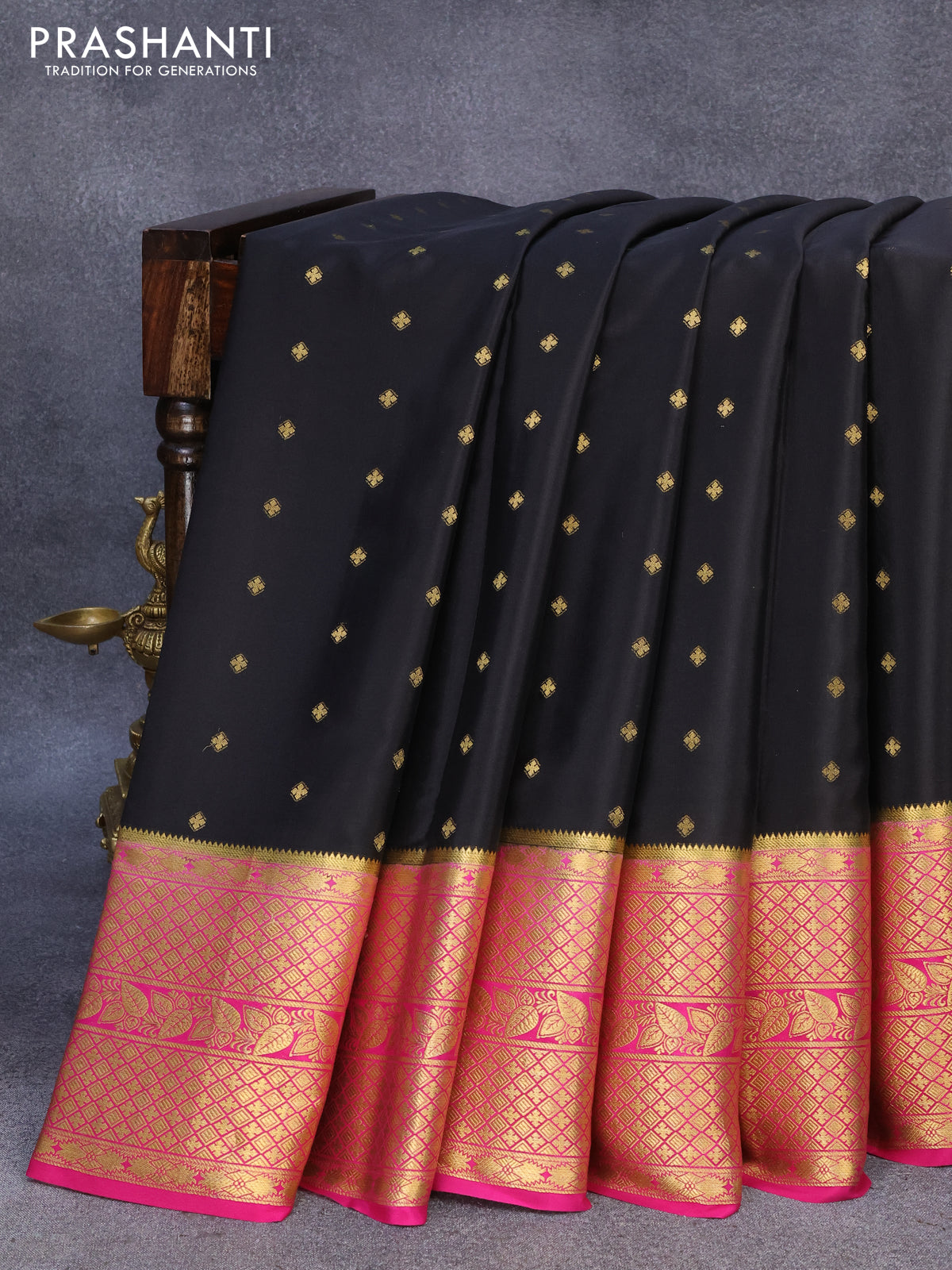 Buy SVENJA Red & Black Mysore Silk Saree with Blouse Piece | sarees for  women | saree |sarees | silk blend sarees for women Online at Best Prices  in India - JioMart.