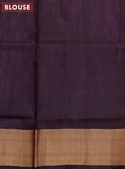 Pure uppada silk saree pink and deep jamun shade with allover thread woven geometric buttas and zari woven border