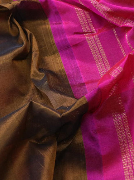 10 yards silk cotton saree dark mehendi green and pink with plain body and floral zari woven border without blouse