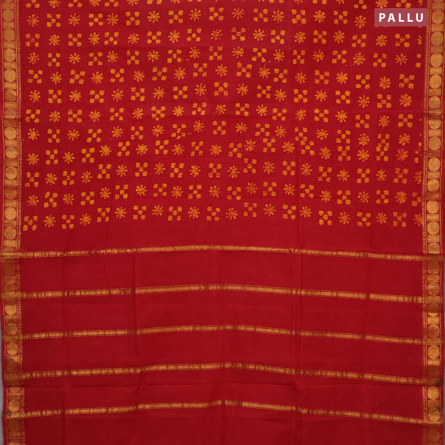 Sungudi cotton saree maroon with batik butta prints and rudhraksha zari woven border without blouse