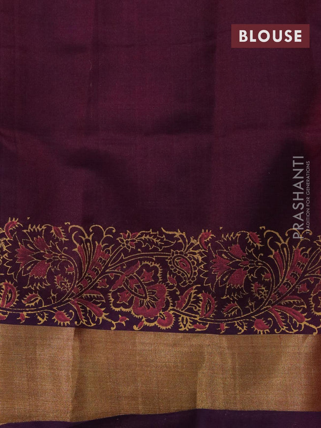 Silk cotton block printed saree pink shade and wine shade with allover prints and zari woven border