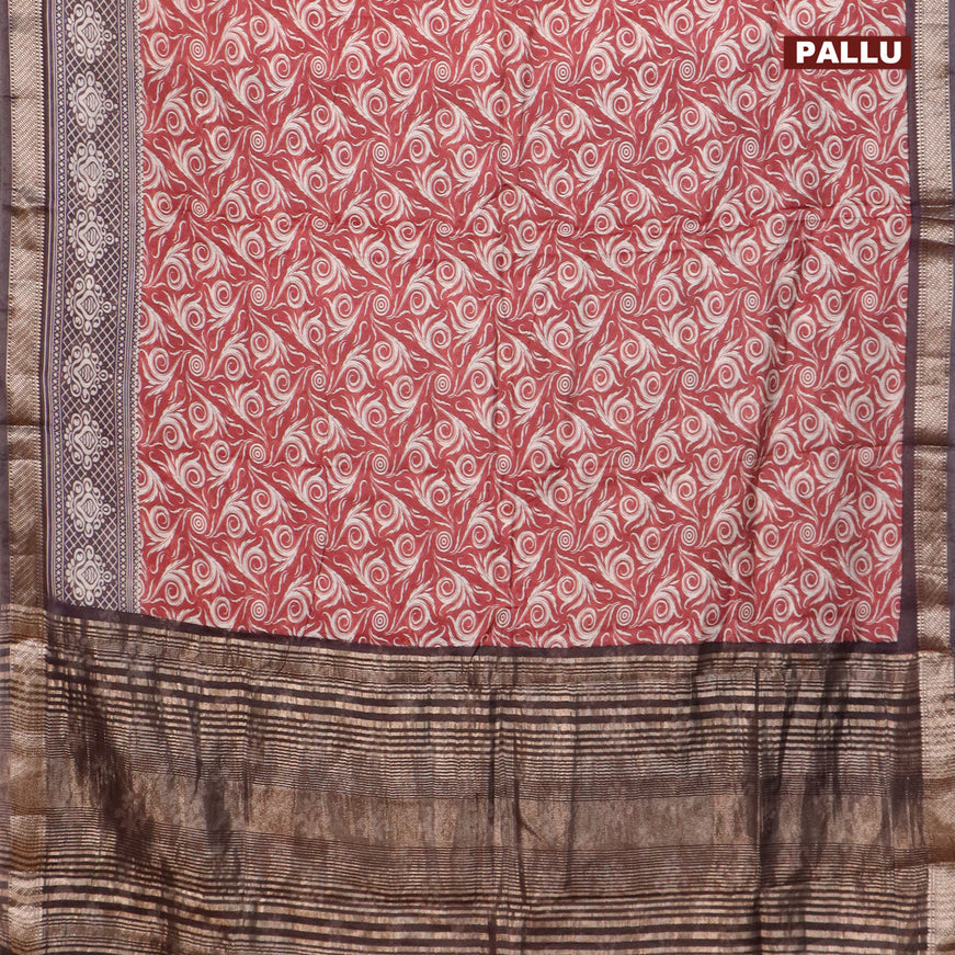 Semi gadwal saree maroon shade and black with allover prints and zari woven border