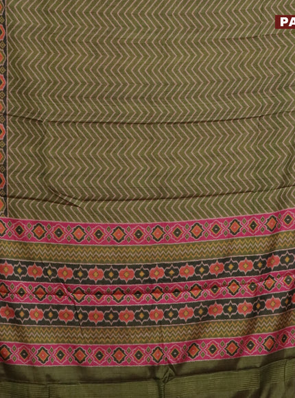 Semi kanchipuram silk saree green and purple with allover zig zag prints and zari woven border