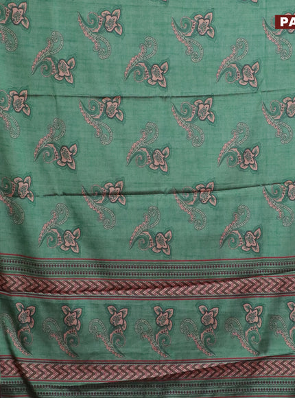 Semi kanchipuram silk saree green and red with allover floral butta prints and zari woven border