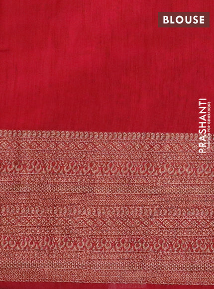 Banarasi semi matka saree chikku shade and red with plain body and long antique zari border