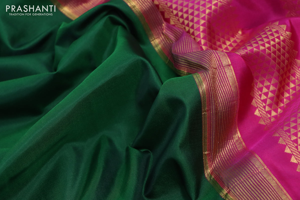 10 Yards silk saree green and pink with plain body and zari woven korvai border