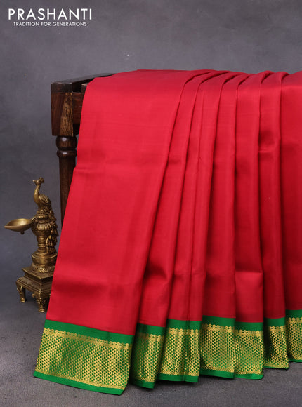 10 Yards silk saree maroon and green with plain body and zari woven korvai border