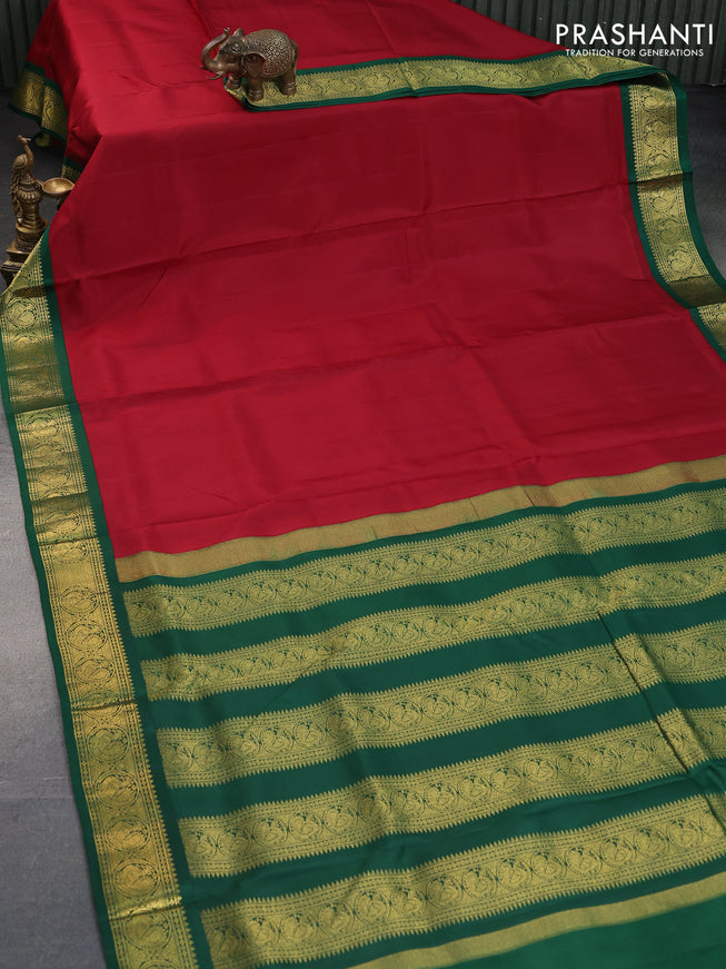 10 Yards silk saree maroon and green with plain body and annam design zari woven korvai border