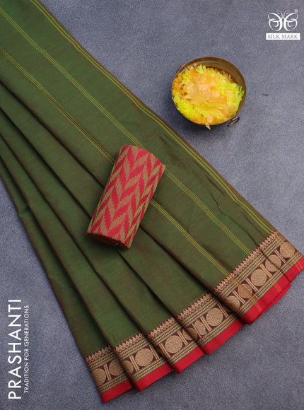 10 Yards chettinad cotton saree manthulir green and red with plain body and thread woven border & woven blouse