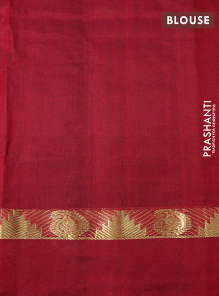 Silk cotton saree black and maroon with plain body and tenple & paisley zari woven simple border