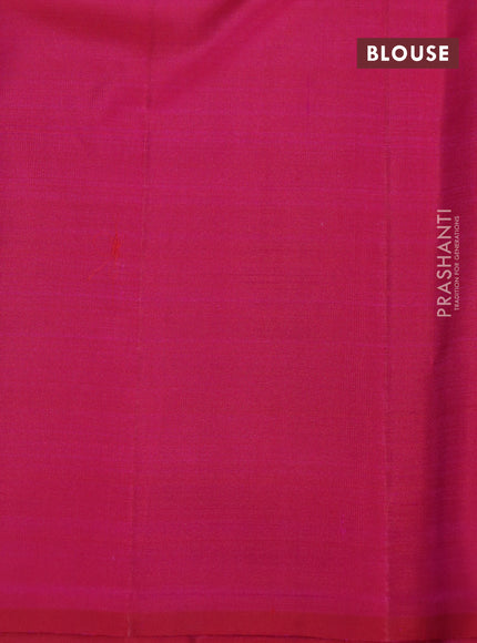 Pure kanchipuram silk saree green and dual shade of pinkish orange with allover thread & zari weaves in borderless style