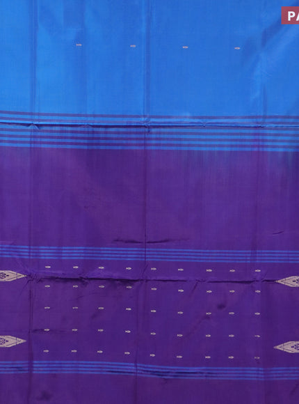 Banana pith saree cs blue and deep violet with thread woven buttas in borderless style