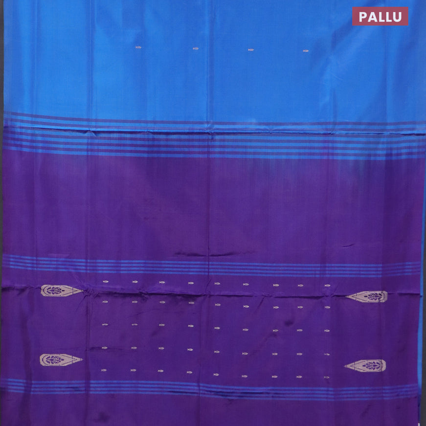 Banana pith saree cs blue and deep violet with thread woven buttas in borderless style