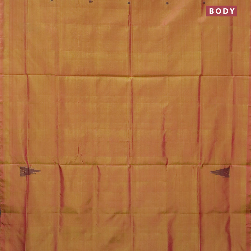 Banana pith saree dual shade of greebish pink and blue with thread woven buttas in borderless style