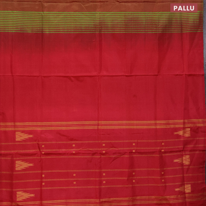 Banana pith saree dual shade of greenish red and red with thread woven buttas in borderless style