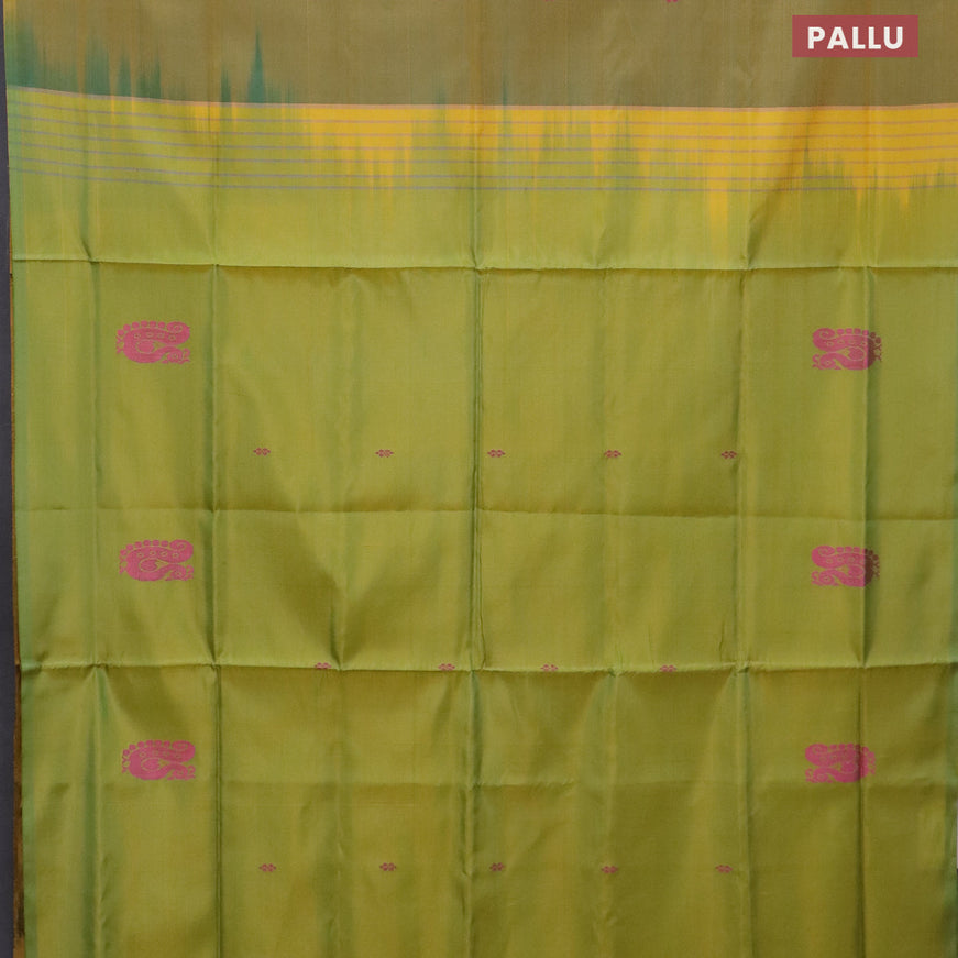 Banana pith saree dual shade of mustard and lime green with thread woven buttas in borderless style