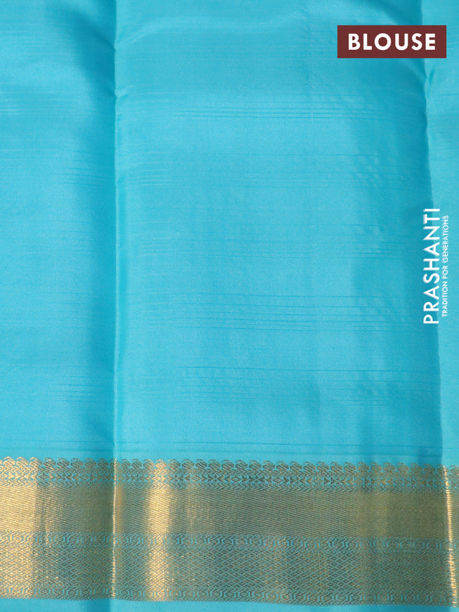 Pure kanchipuram silk saree blue and teal blue with allover checked pattern and zari woven korvai border