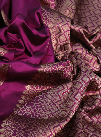 Pure banarasi katan silk saree dark magenta pink with paisley zari woven buttas and zari woven border