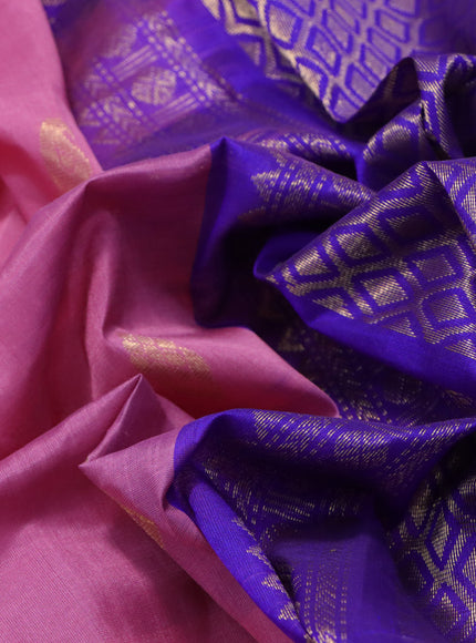 Kuppadam silk cotton saree mauve pink and violet with zari woven buttas and temple design zari woven border