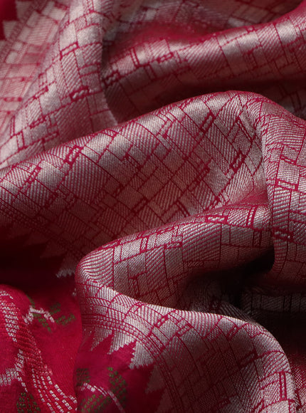 Banarasi raw silk saree pink with allover thread & zari weaves and zari woven border