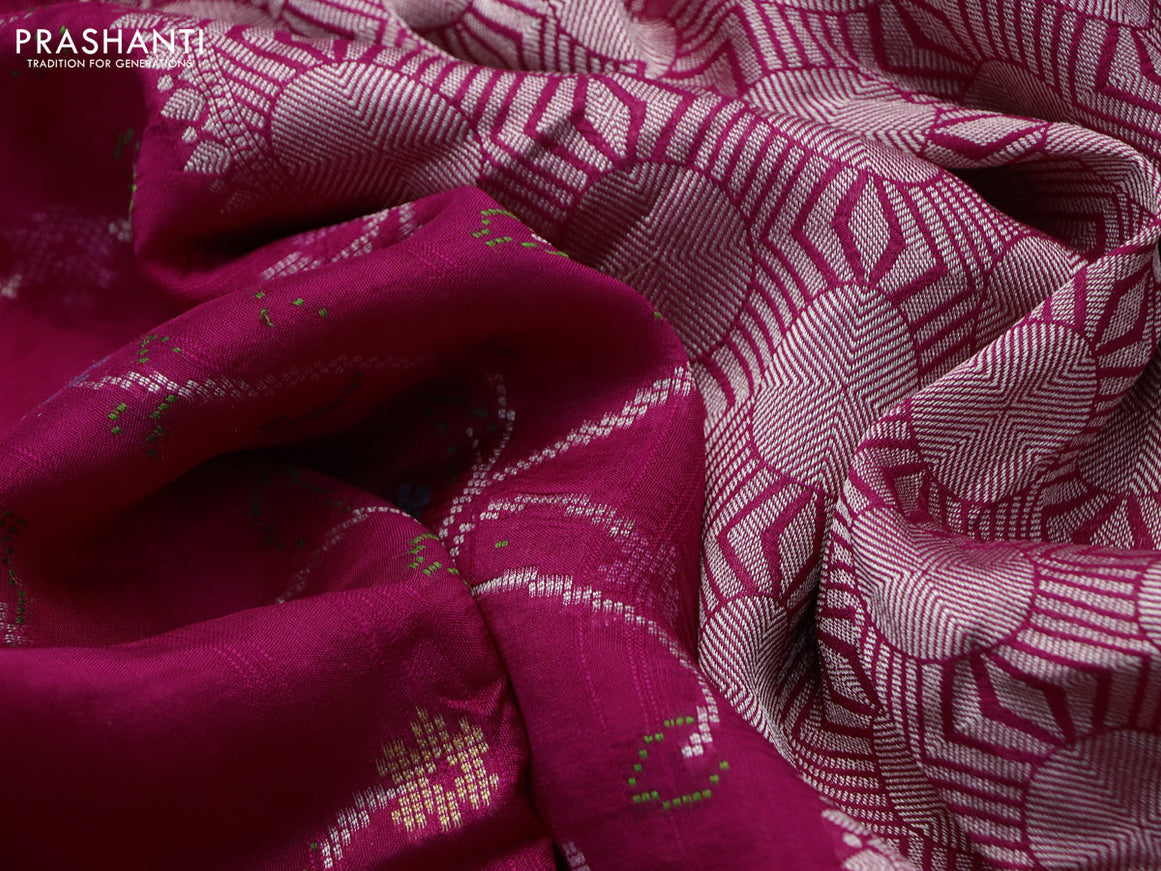 Banarasi raw silk saree pink with allover thread & zari weaves and zari woven border