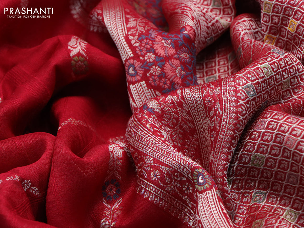 Banarasi raw silk saree red with allover thread & zari weaves and woven border