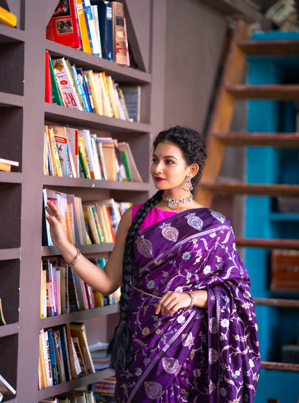 Banarasi poona silk saree violet and pink with thread & silver zari weaves in borderless style