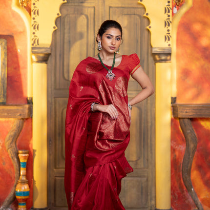 Collection image for: Banarasi Raw Silks - Elegance Redefined