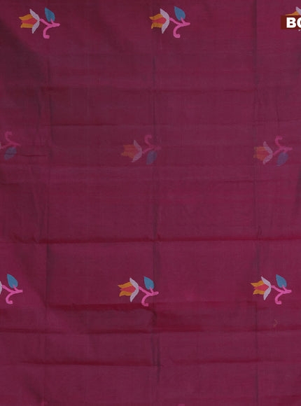 Jamdhani silk cotton saree dual shade of magenta pink with thread woven floral buttas and simple border