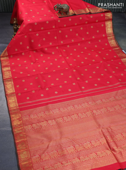 Pure kanchipuram silk saree red and green with annam & rudhraksha zari woven buttas and annam zari woven border