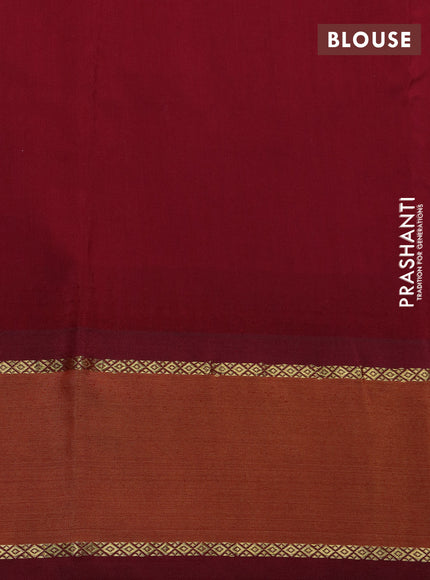 Pure kanchipuram silk saree peach pink and maroon with allover floral digital prints and temple deisgn rettapet zari woven border