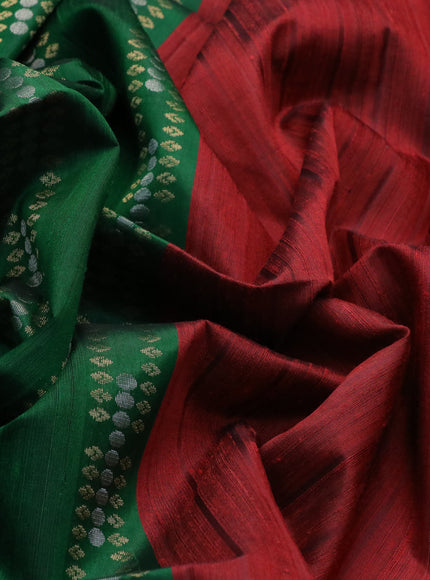 Pure soft silk saree green and maroon with plain body & jute finish and temple design border