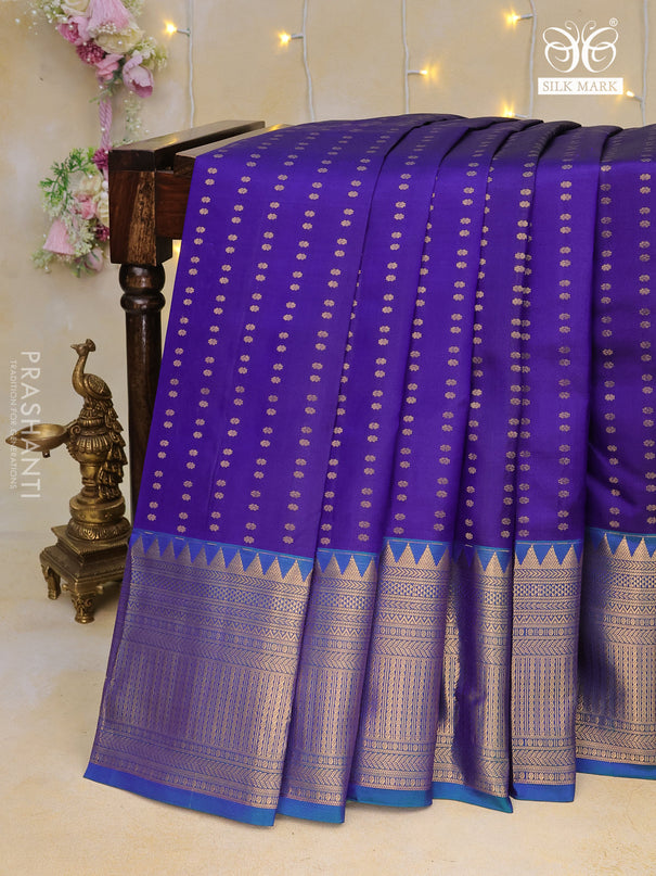 Pure kanchipuram silk saree blue and dual shade of teal blue with zari woven buttas and zari woven border