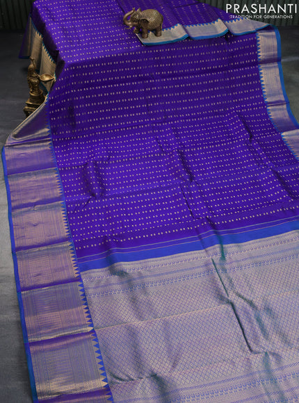 Pure kanchipuram silk saree blue and dual shade of teal blue with zari woven buttas and zari woven border