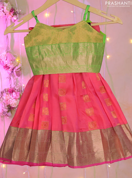 Silk kids lehenga green and pink with zari woven brocade weaves and zari buttas & zari woven border for 1-2 years