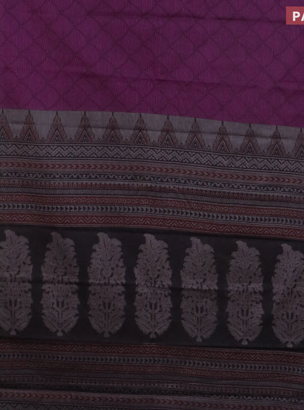 Muslin cotton saree purple and black with allover prints and thread woven border