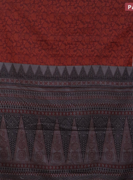 Muslin cotton saree maroon and black with allover prints and thread woven border