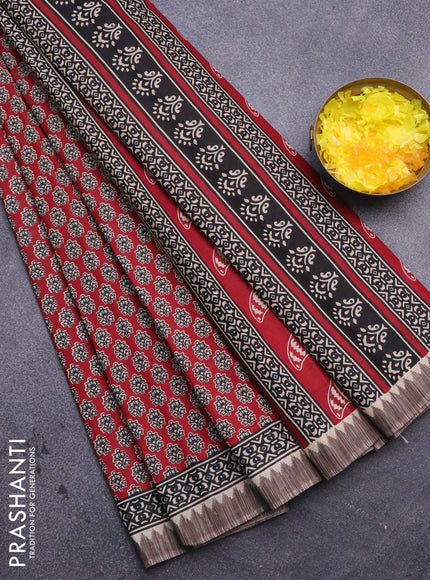 Muslin cotton saree maroon and beige with allover floral butta prints and printed border