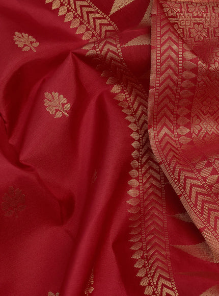 Pure kanchipuram silk saree kumkum red with zari woven buttas and zari woven border - aari work blouse