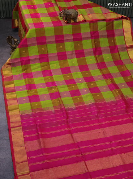 Silk cotton saree mehendi green and pink with allover paalum pazhamum checks & zari buttas and zari woven border