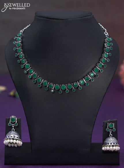 Oxidised necklace with emerald stones