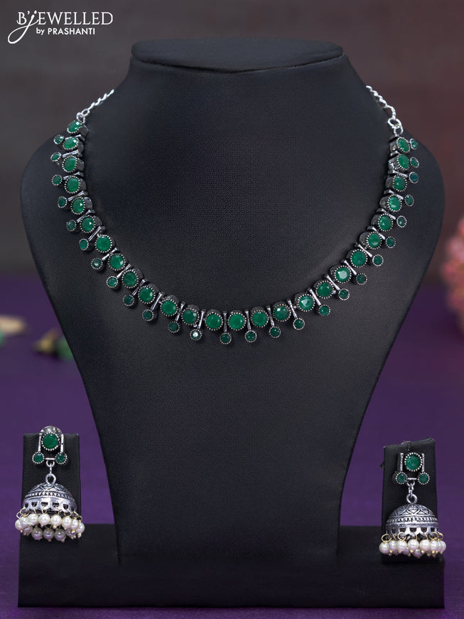 Oxidised necklace with emerald stones