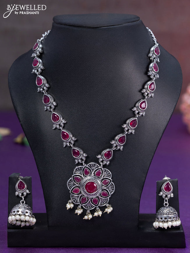 Oxidised necklace with ruby stones and pearl hangings