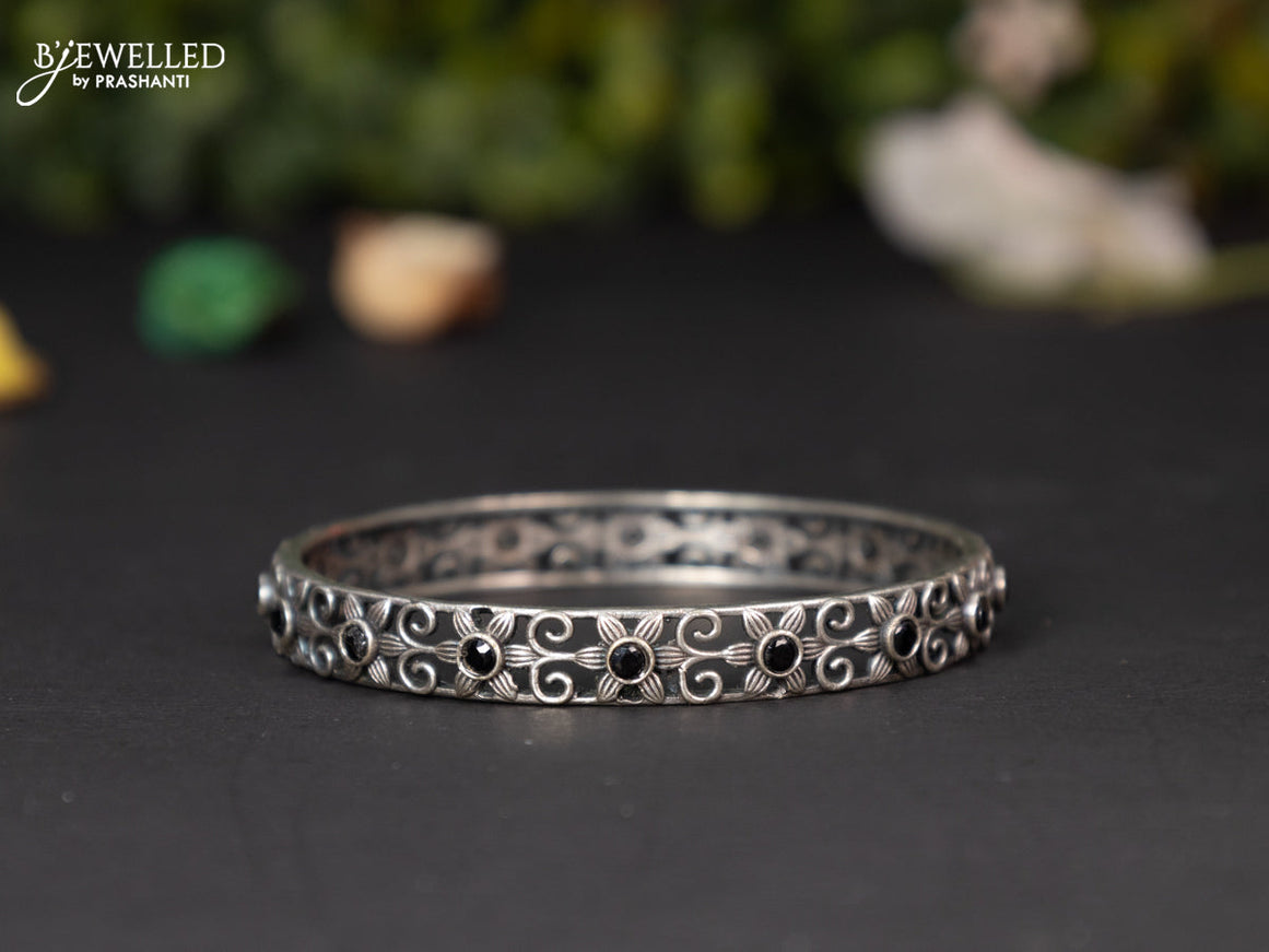 Oxidised bangle with black stones