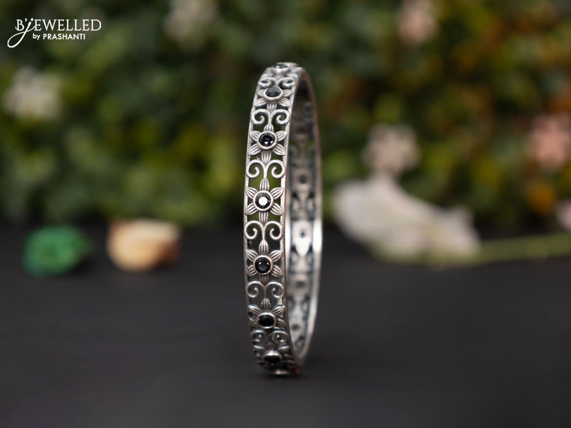 Oxidised bangle with black stones